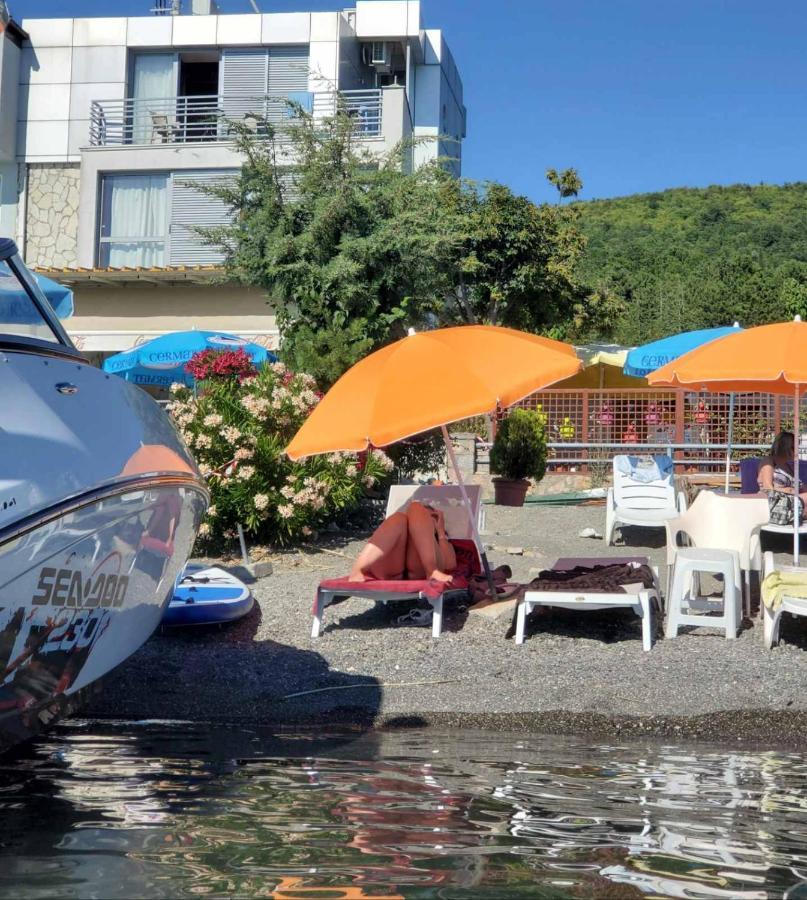 Vila Ineks Ohrid Hotel ภายนอก รูปภาพ